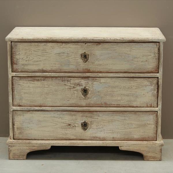 Dressers - Picture 6