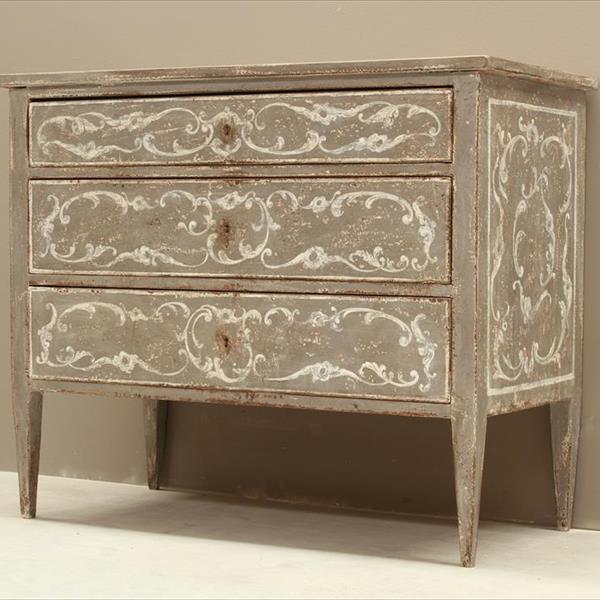 Dressers - Picture 5