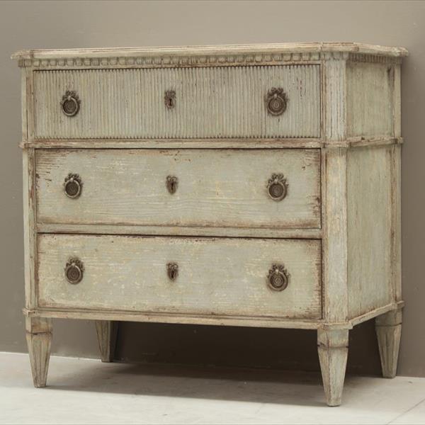 Dressers - Picture 3