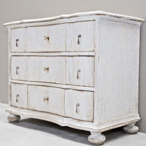 Dressers - Picture 14